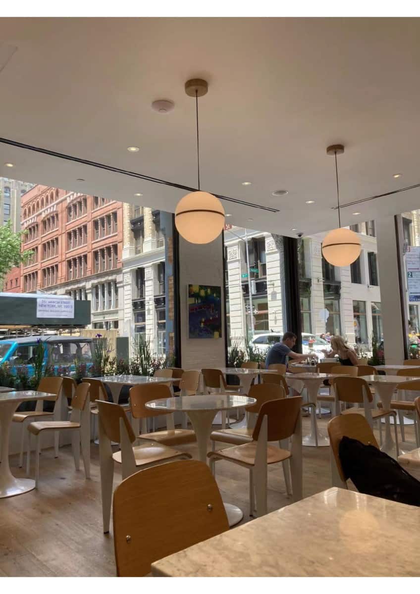 Modern cozy coffee shop interior design ideas